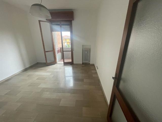 Vendesi trilocale a Modena via f.lli Rosselli 268, Buon Pastore