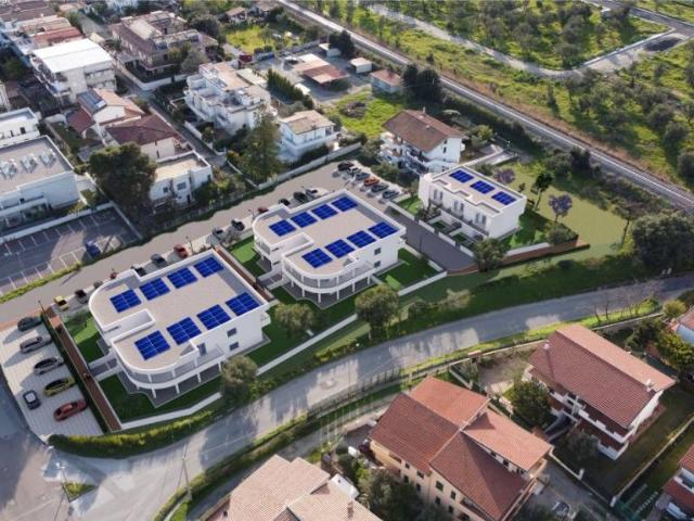 Vendesi trilocale a Montauro via dei Marinai