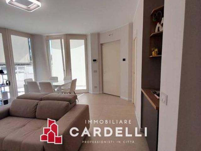 Vendesi appartamento a Montecosaro Scalo, Montecosaro