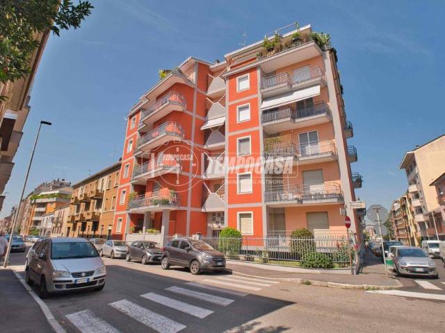 Vendesi trilocale a Novara via Perazzi, San Martino