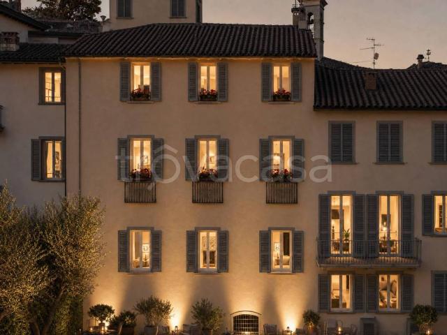Vendesi trilocale a Bergamo via Sant'Alessandro, 106, Centro