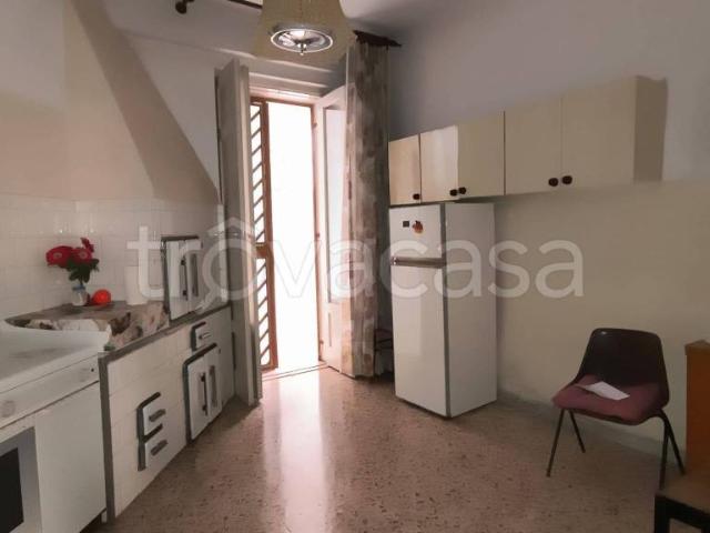 Vendesi trilocale a Bisceglie via Isonzo, 5