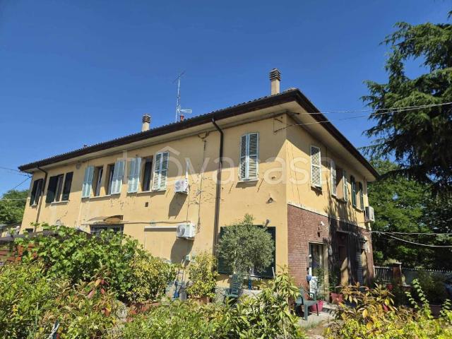 Vendesi trilocale a Bologna via Agucchi, 104, Noce Pescarola