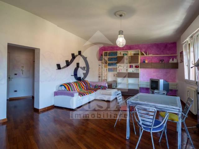 Vendesi trilocale a Bologna via Romagnoli, Murri