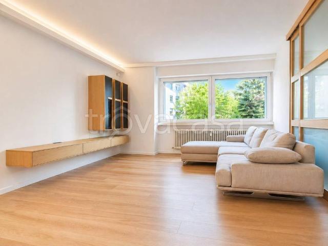 Vendesi trilocale a Bolzano via Luigi Cadorna, Gries San Quirino