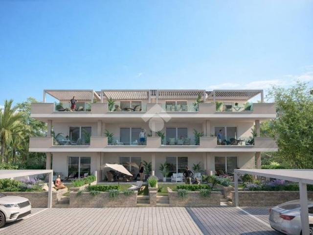 Vendesi trilocale a Castelsardo corso Italia, 135, Lu Bagnu