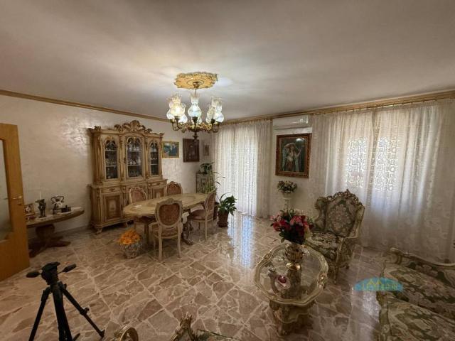 Vendesi trilocale a Ceglie Messapica via Bologna