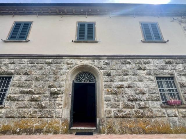 Vendesi trilocale a Collesalvetti, Parrana San Giusto