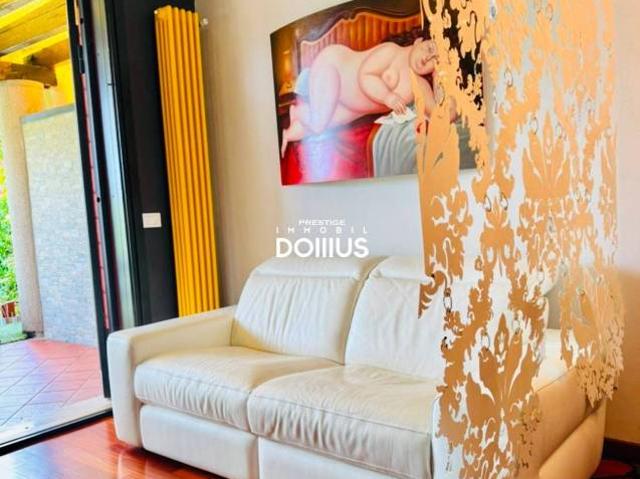 Vendesi trilocale a Desenzano del Garda via Daniele Comboni, Rivoltella