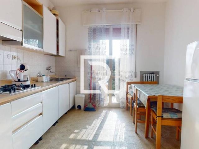Vendesi trilocale a Forlì via dei girolimini, Centro Storico
