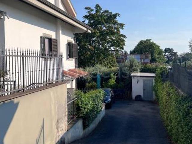 Vendesi trilocale a Frascati