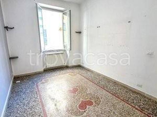 Vendesi trilocale a Genova via Paolo Segneri, 1a, Voltri