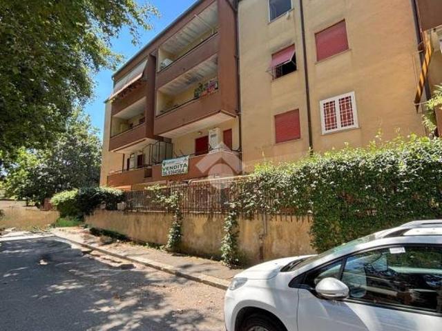 Vendesi trilocale a Genzano di Roma viale delle Regioni, 132