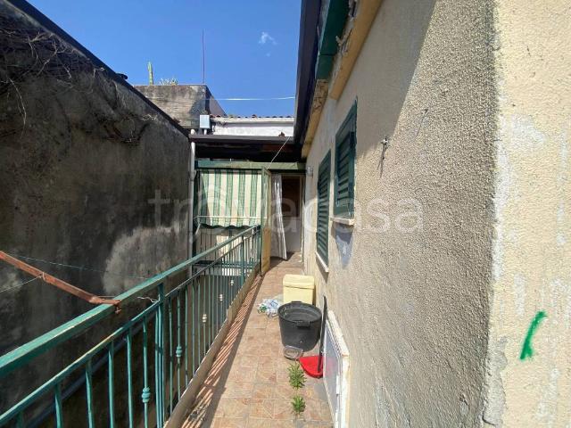 Vendesi trilocale a Giarre via Ruggero I