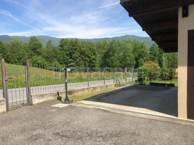 Vendesi trilocale a Giaveno