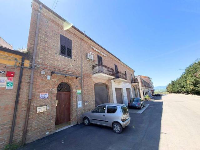 Vendesi trilocale a Lucera via Appulo Sannitica, 78