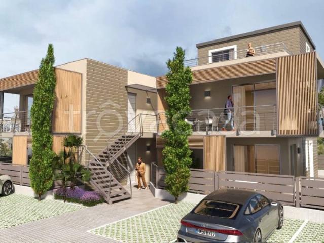 Vendesi trilocale a Loano via dei Fei