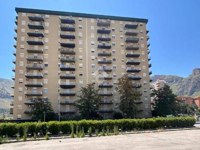 Vendesi trilocale a Palermo via Guido Rossa, 19, Bonagia