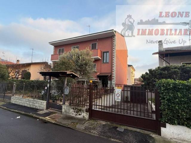 Vendesi trilocale a Pieve Emanuele via bandiera, 6, Fizzonasco