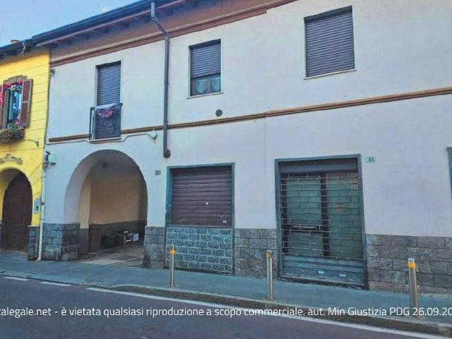 Vendesi trilocale a Pogliano Milanese via Monsignor Paleari, 41