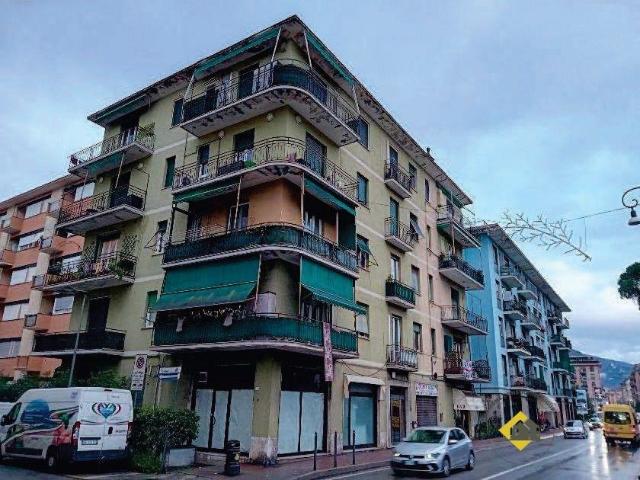 Vendesi trilocale a Rapallo