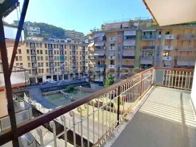 Vendesi trilocale a Rapallo via Castagneto, Funivia