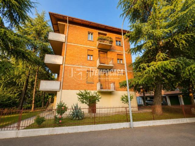 Vendesi trilocale a Reggio nell'Emilia via Lionello Spada, Regina Pacis