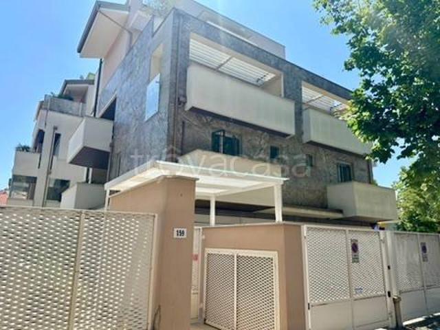 Vendesi trilocale a Rimini viale Tripoli, 159, Tripoli Stadio