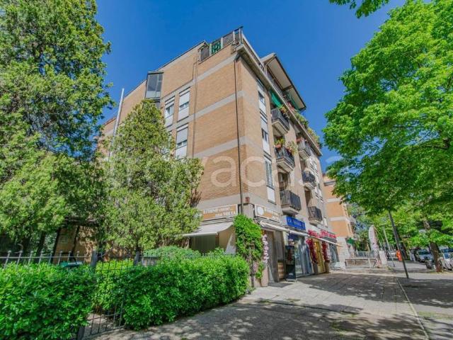 Vendesi trilocale a Roma viale dei Colli Portuensi, Colli Portuensi Casaletto