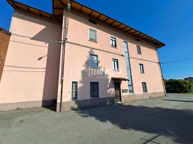 Vendesi trilocale a Sandigliano via San Bernardo