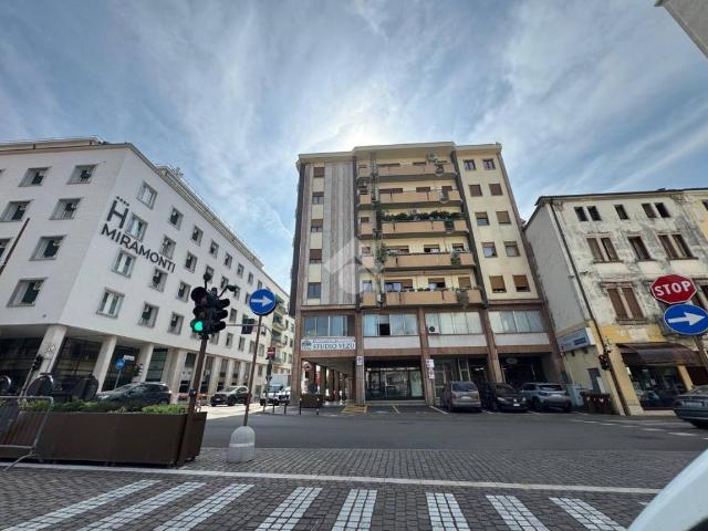Vendesi trilocale a Schio
