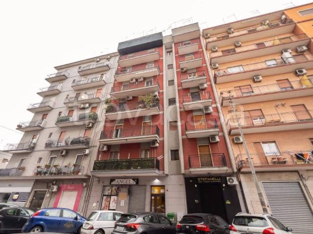 Vendesi trilocale a Taranto, Tre Carrare