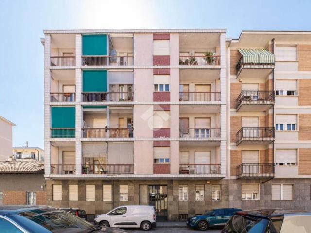 Vendesi trilocale a Torino via quarto dei mille, 28, Pozzo Strada