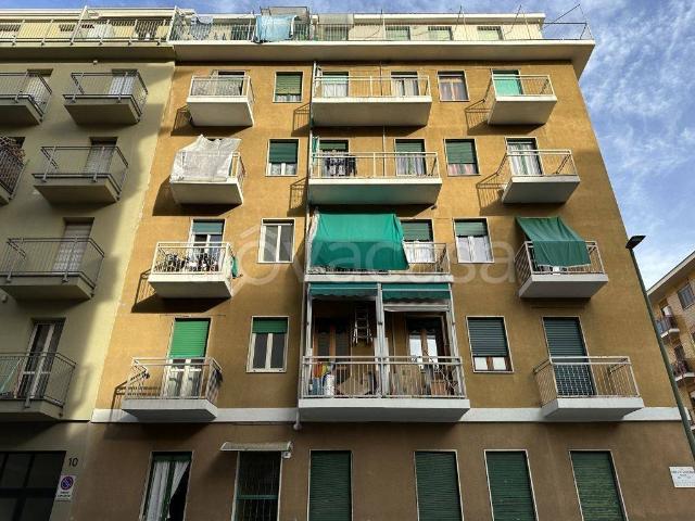 Vendesi trilocale a Torino via Umberto Giordano, 8, Barriera di Milano