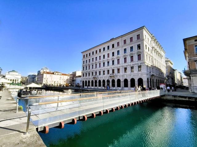 Vendesi trilocale a Trieste, Borgo Teresiano