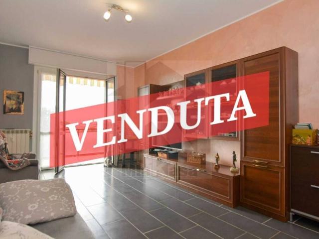 Vendesi trilocale a Uboldo via IV Novembre, 28