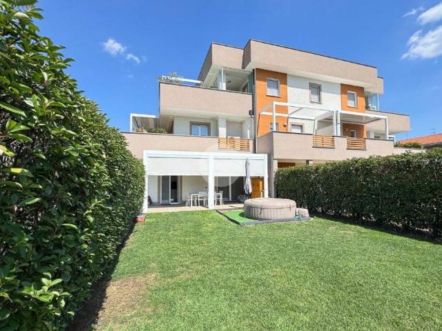 Vendesi trilocale a Uboldo via Risorgimento, 16
