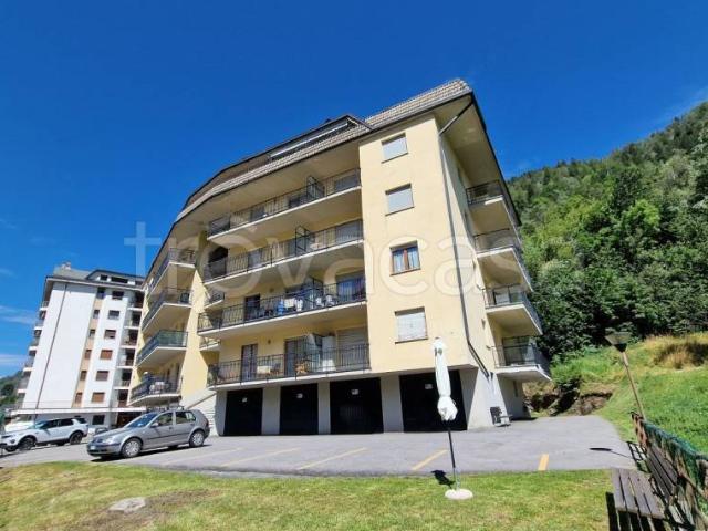 Vendesi trilocale ad Aprica corso Roma, 246