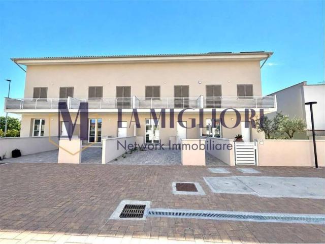 Vendesi villa a schiera a Montale via Risorgimento, 15