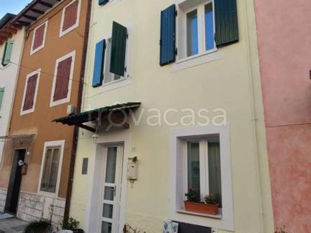 Vendesi villa a schiera a Bussolengo via della Filanda