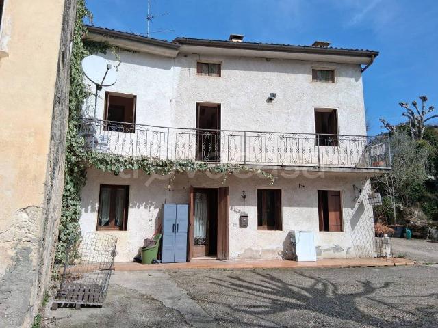 Vendesi villa a schiera a Barbarano Mossano via Mantovan, 7