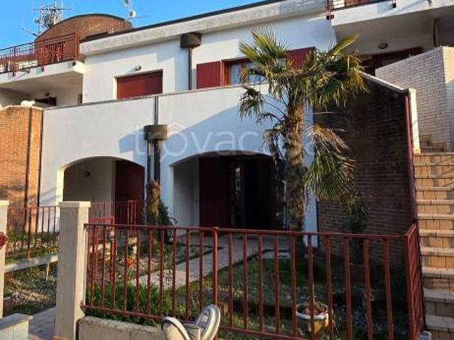 Vendesi villa a schiera a San Stino di Livenza via Daniele Manin, 79, La Salute Di Livenza