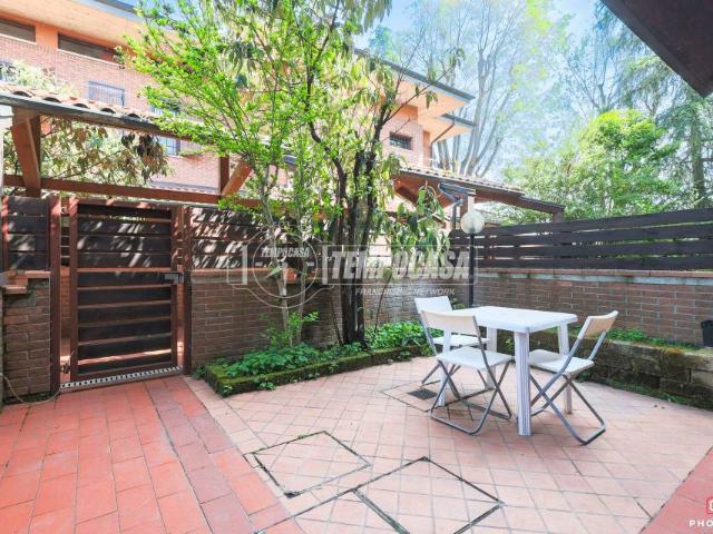 Vendesi villa a schiera a Calderara di Reno via Barleta, 2
