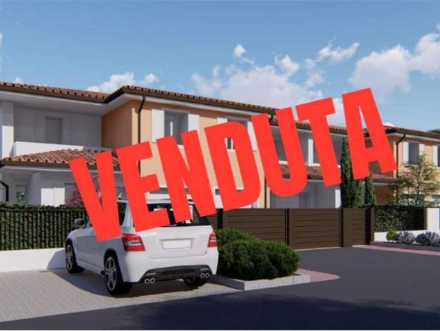 Vendesi villa a schiera a Carpi via De Sica, Cibeno