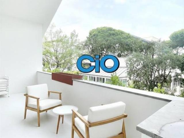 Vendesi villa a schiera a Cervia, Milano Marittima