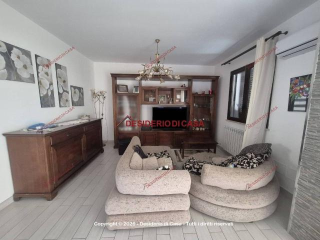 Vendesi villa a schiera a Cinisi via Nazionale, 203