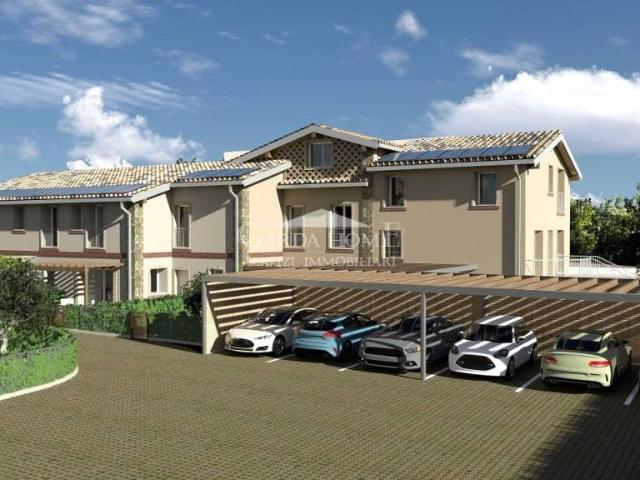 Vendesi villa a schiera a Desenzano del Garda