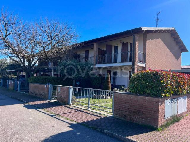 Vendesi villa a schiera a Faenza