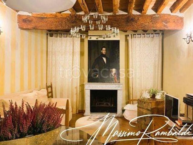 Vendesi villa a schiera a Finale Emilia vicolo Duomo