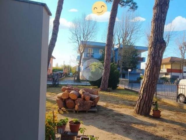 Vendesi villa a schiera a Igea Marina, Bellaria Igea Marina